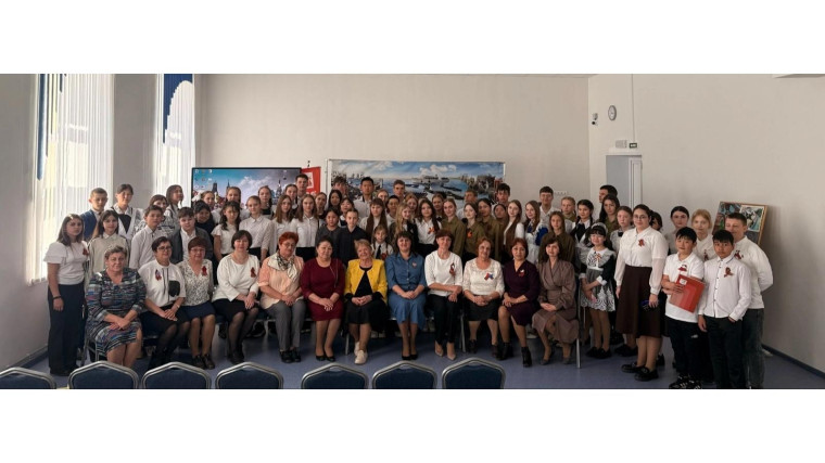 «Сегодня павшим и живым спасибо говорит Россия».